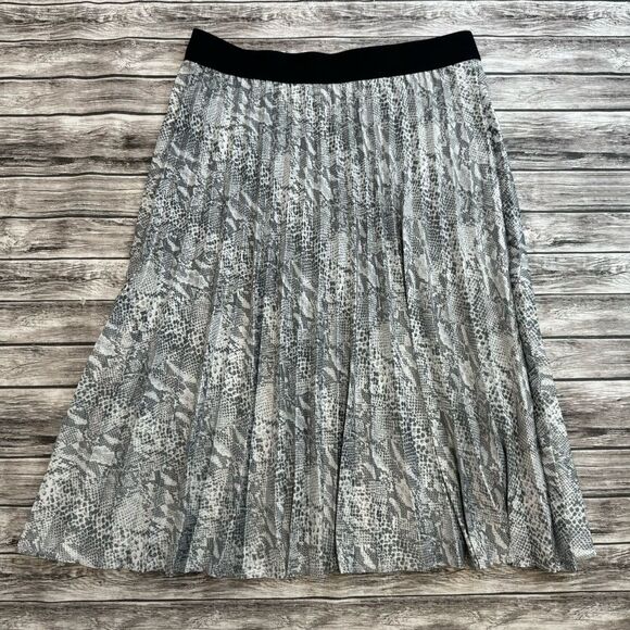 Time and Tru Women's Accordion Pleat Snakeskin Skirt XL Extra Large 16 18 Grey - Picture 2 of 9